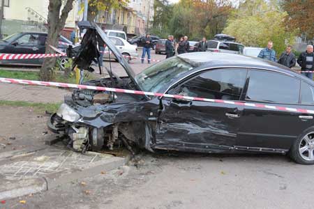 Вихід із крутого віражу: За вчинення ДТП п'яний офіцер не отримав навіть штрафу