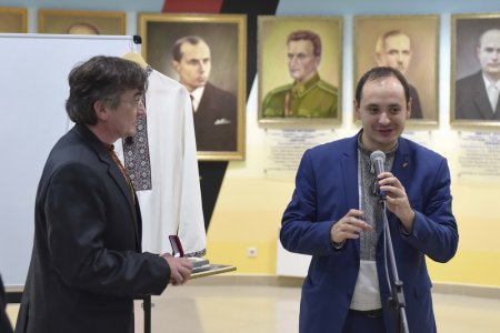 В Івано-Франківську вшосте відбулося урочисте вручення літературної премії ім. Ярослава Дорошенка В Івано-Франківську вшосте відбулося урочисте вручення літературної премії ім. Ярослава Дорошенка