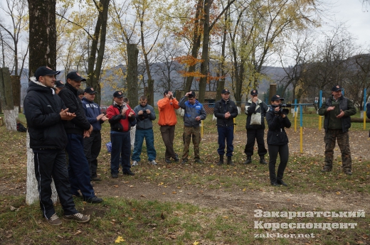 На Закарпатті кращі різьбярі створюють унікальну алею: опубліковано ФОТО На Закарпатті кращі різьбярі створюють унікальну алею: опубліковано ФОТО