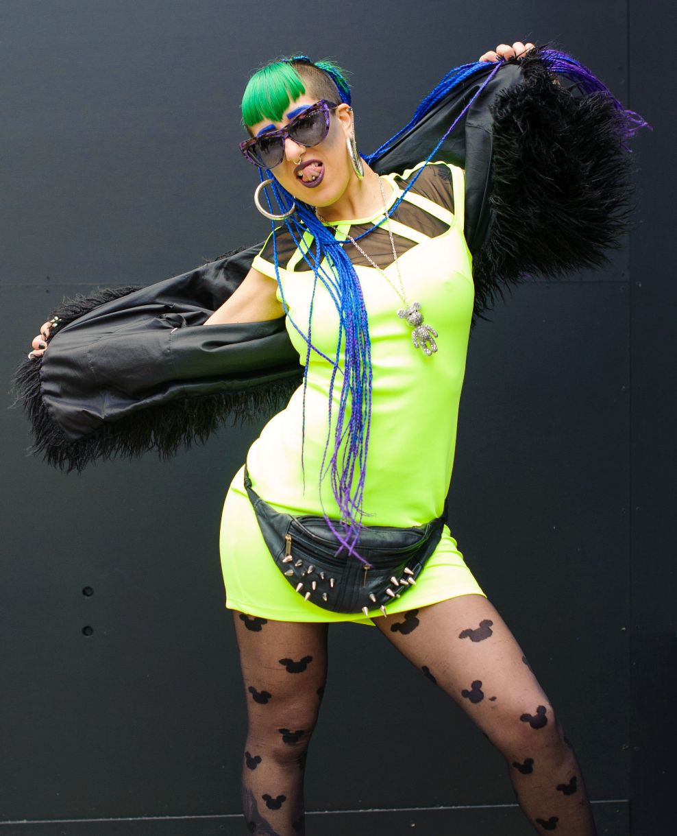 CONSUMER Fashion 172287