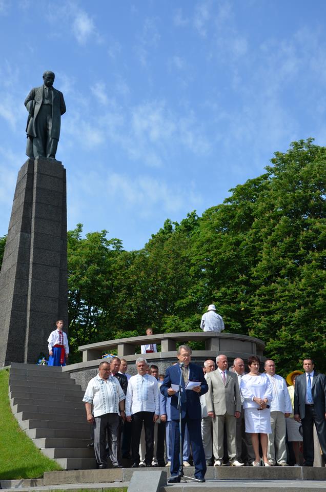 252219_454464694641443_607883228_n.jpg 252219_454464694641443_607883228_n.jpg