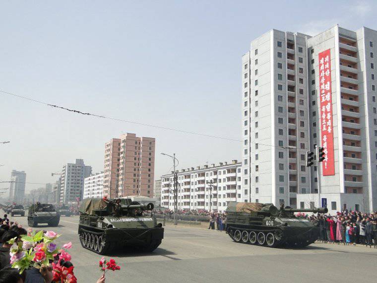 Военный парад в Пхеньяне