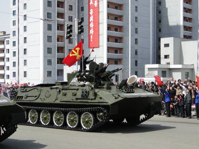 Военный парад в Пхеньяне