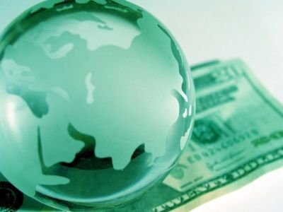 1231840356930_us_backyard1_814