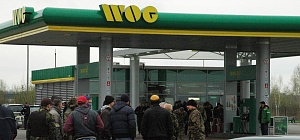 У Коломиї активісти заблокували в&rsquo;їзди до АЗС (відео)