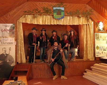 Ентузіасти зняли фільм про загадкових українських горян Ентузіасти зняли фільм про загадкових українських горян