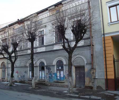Обласне ВО «Батьківщина» заборгувало міському бюджету Івано-Франківська 3,5 млн. грн. 