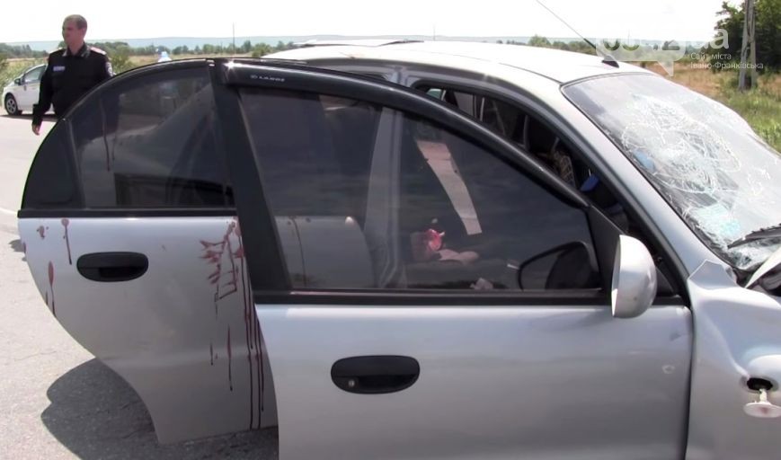 На Прикарпатті поблизу села Пійло трапилася ДТП. Одна людина у реанімації (ФОТО) (фото) - фото 3