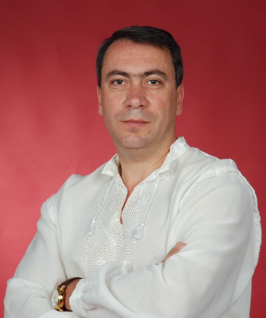 Романюк Ю