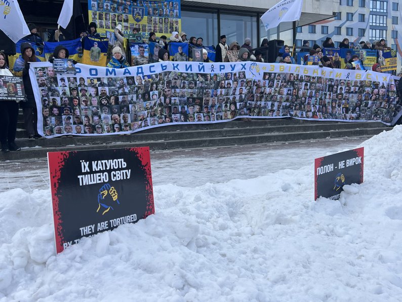 Акція "Лист надії" на підтримку полонених і зниклих безвісти воїнів