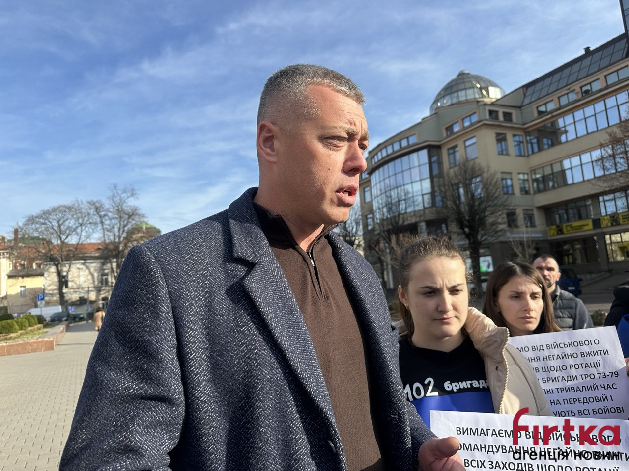 Отинійський селищний голова Олег Савчук 